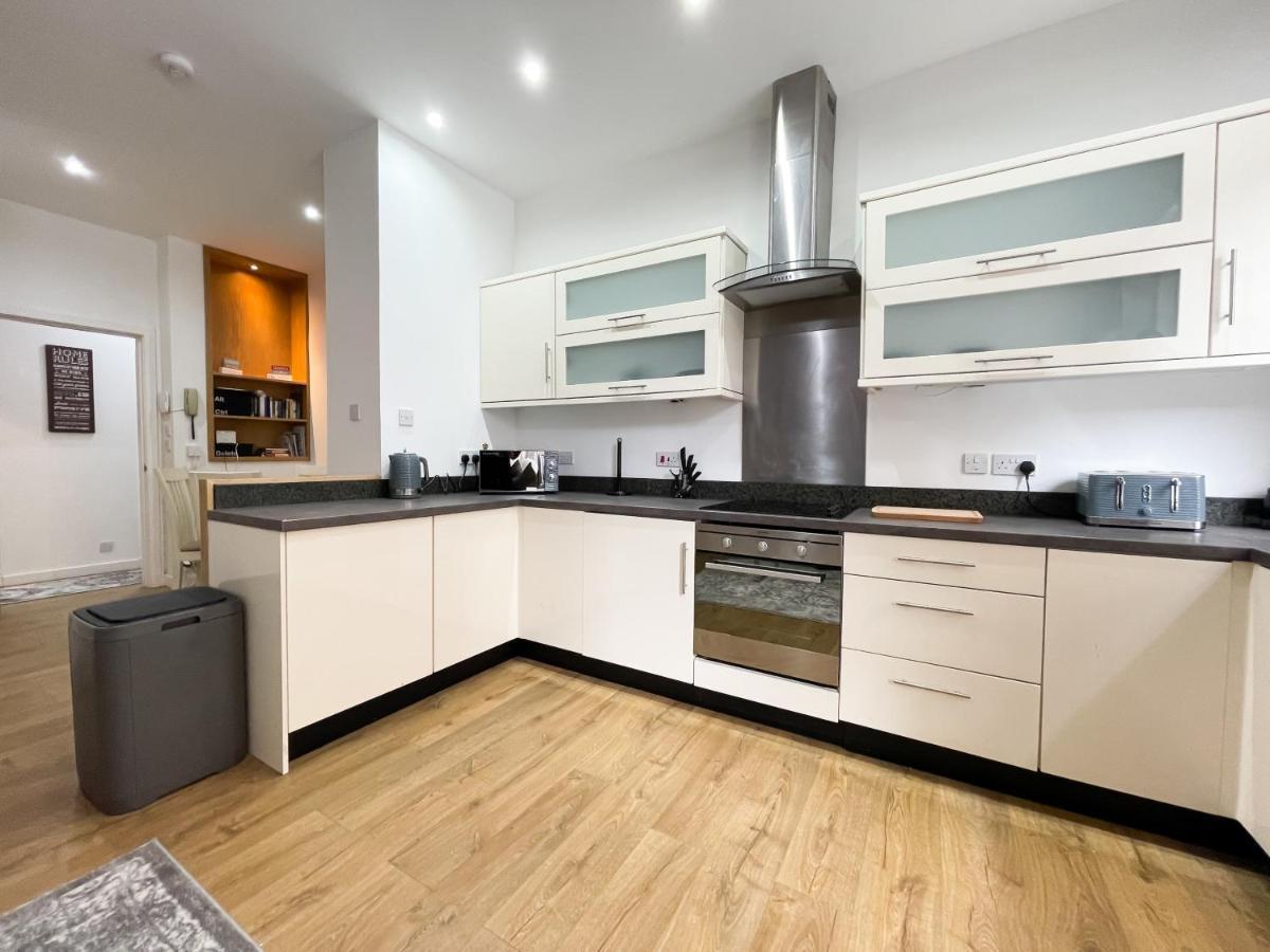Exquisite 2Br Flat Near Central Train Station Glasgow Buitenkant foto